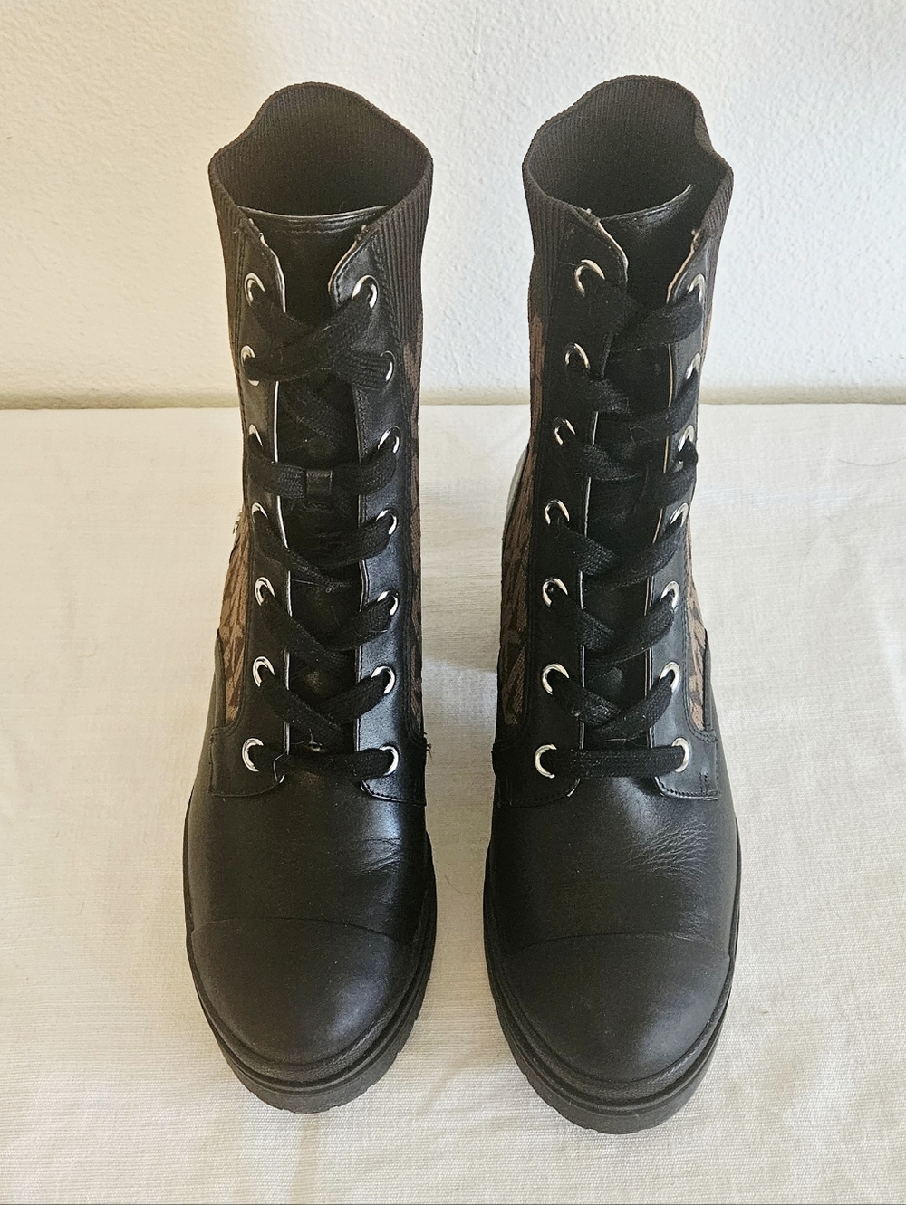 Michael Kors MK Logo Print Combat Boots Lug Sole Lace Up Zip - Picture 2 of 5